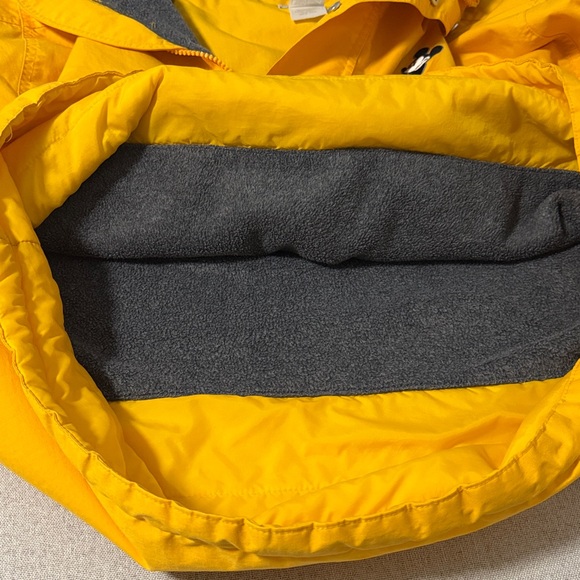 Disney Mickey Mouse Adult Hooded Jacket Yellow Pullover SZL. Vintage. - Picture 14 of 16